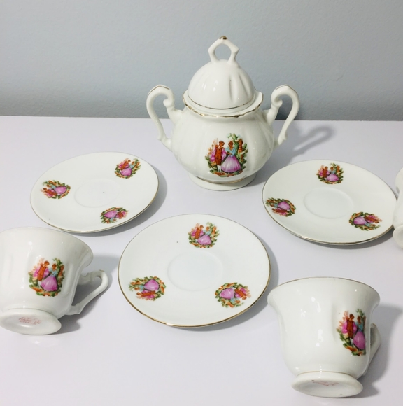 Victorian set, Excellent condition.  One of the cu - Picture 8 of 16